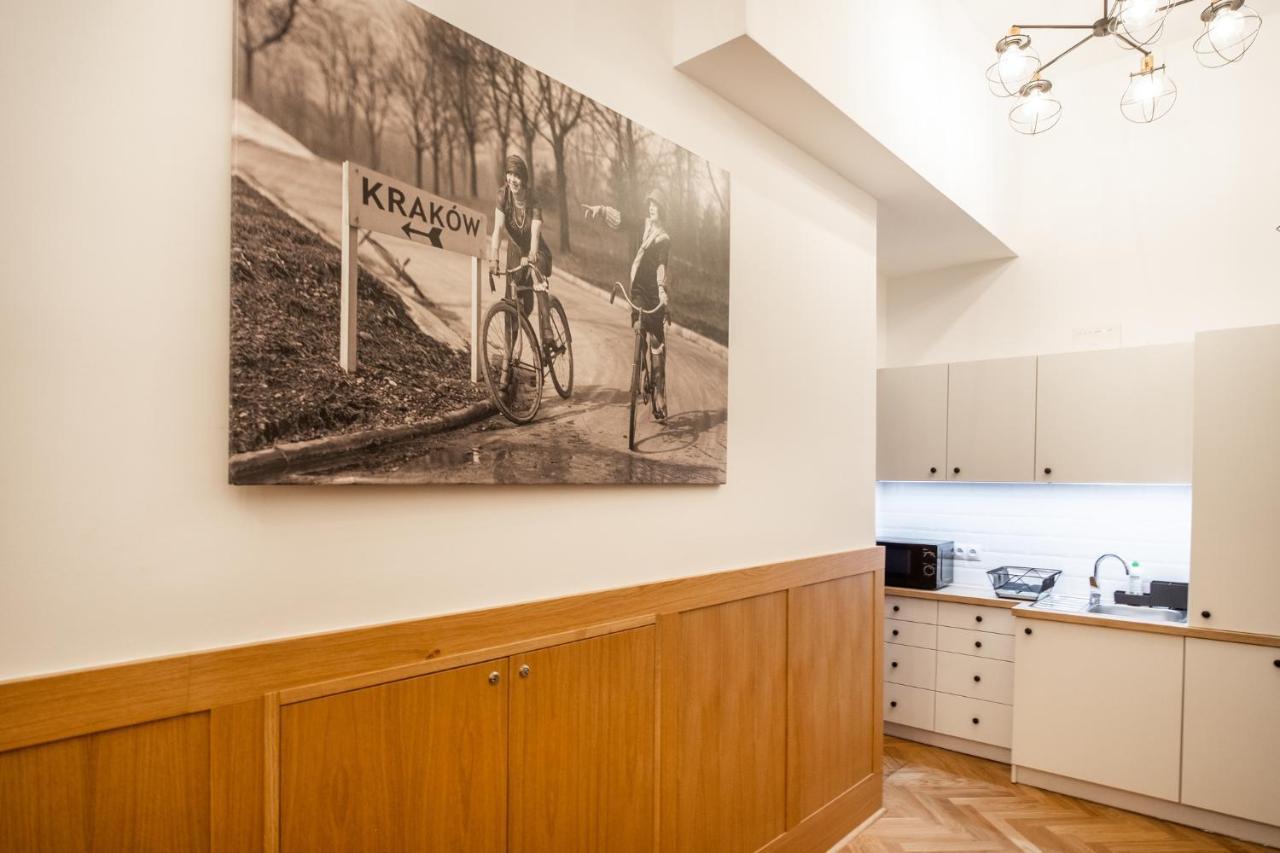 Tower Street Apartments Krakow Luaran gambar